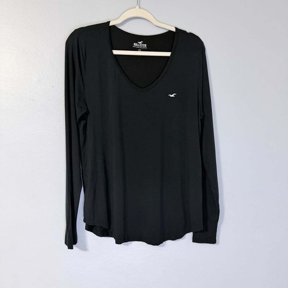 Hollister Women’s Black Long Sleeve V-Neck T-Shirt L